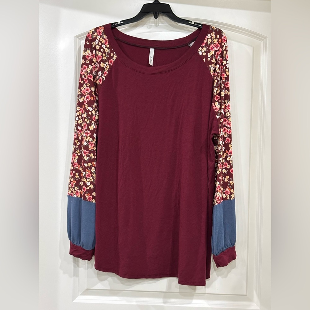 Women’s Burgundy Floral Sleeve Long Sleeve Top